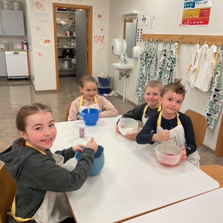 174353598_880413505874562_6777545459302139485_n