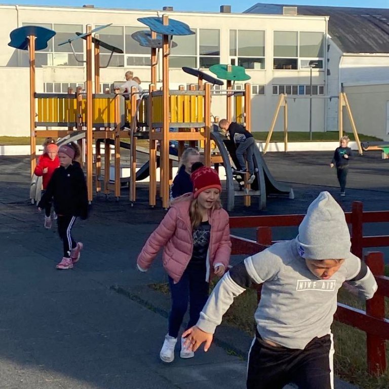 304989933_1175049860020656_5360216873725010333_n