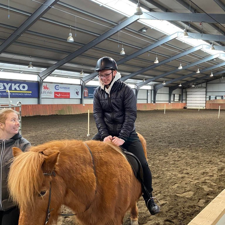 277418066_695001024953717_2568871437021441767_n