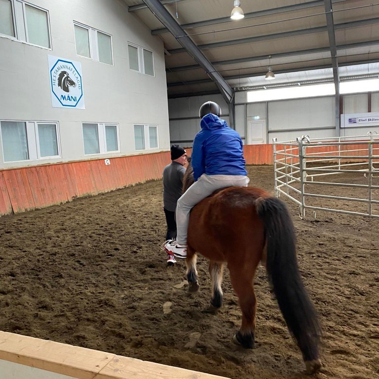 277725210_696909095095217_2160296684512926073_n-1