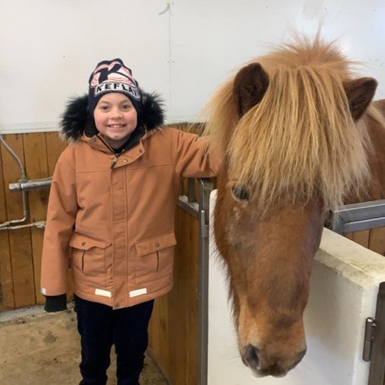 274041153_955657058396028_3431905217019852975_n