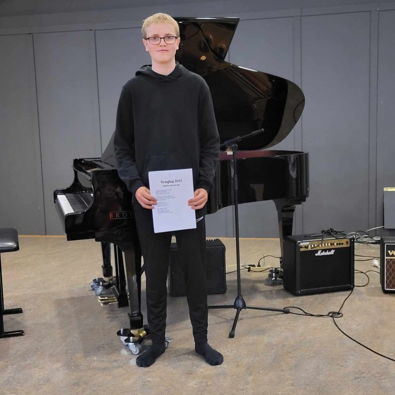 370642077_1374317260165423_4677573830639987740_n