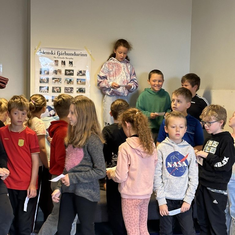 375001118_252491881084228_4493891585039912968_n