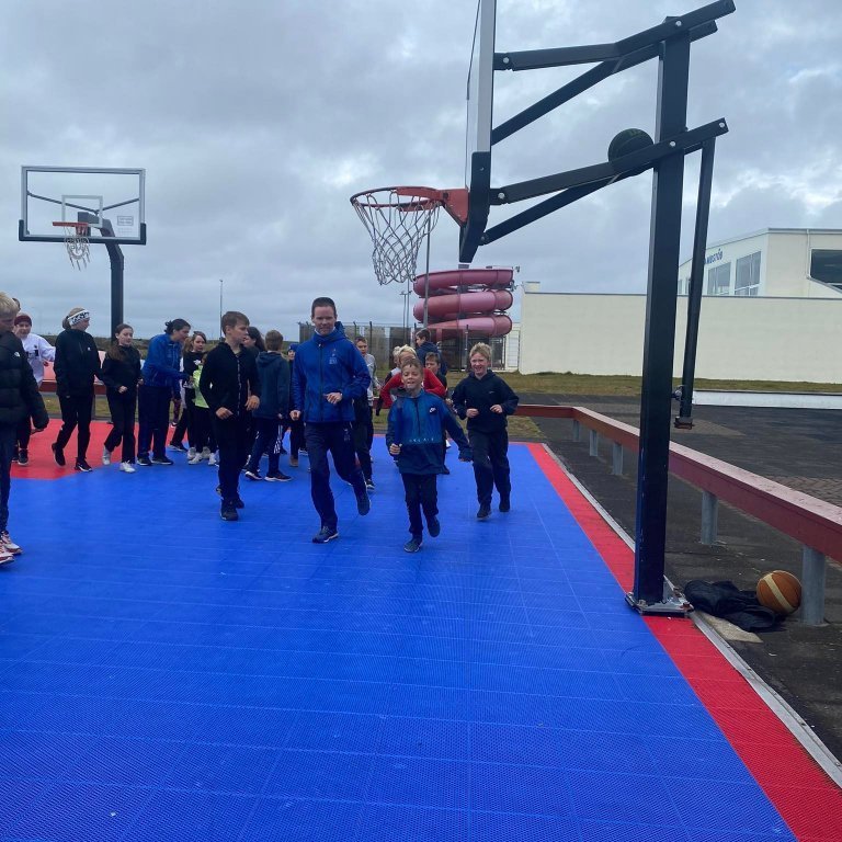 301069872_967261821336197_4563189598362989804_n-1