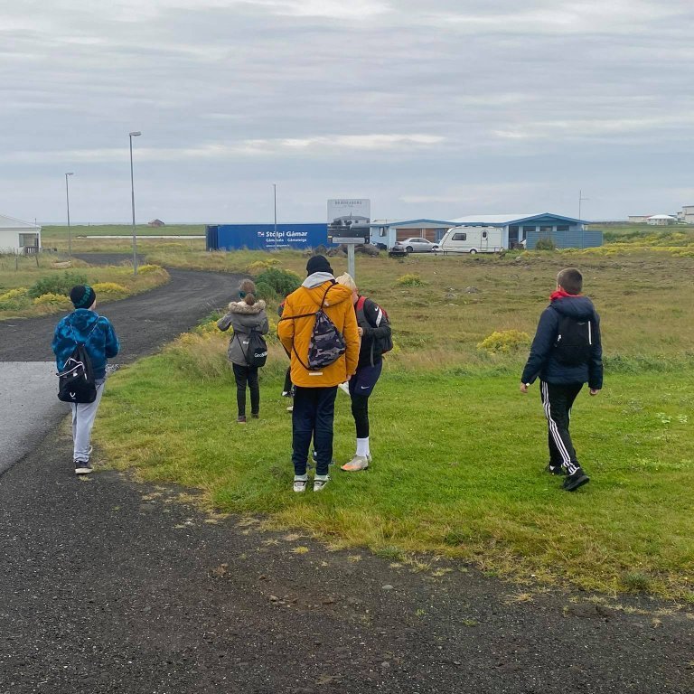 240677596_199544152162778_9126736660839409928_n