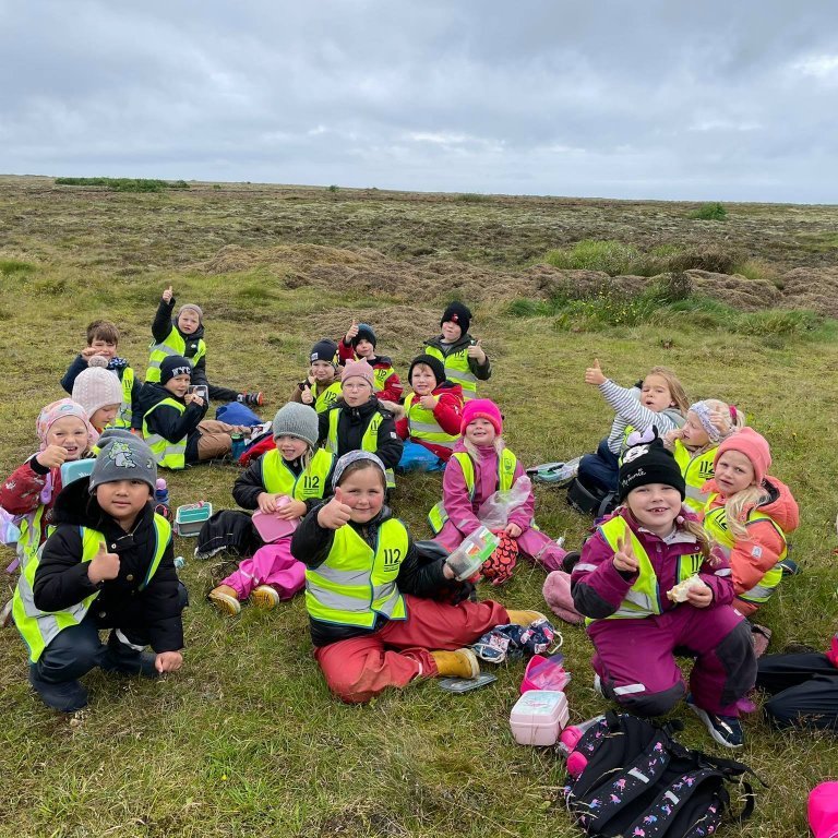 240898604_565326314782495_8015028238456637633_n