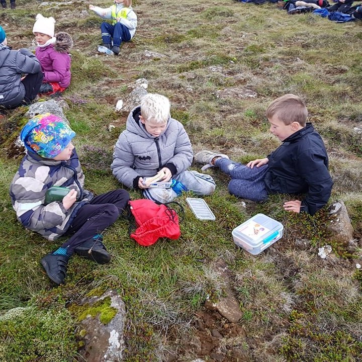 241077244_220921786667111_2586827093993406525_n