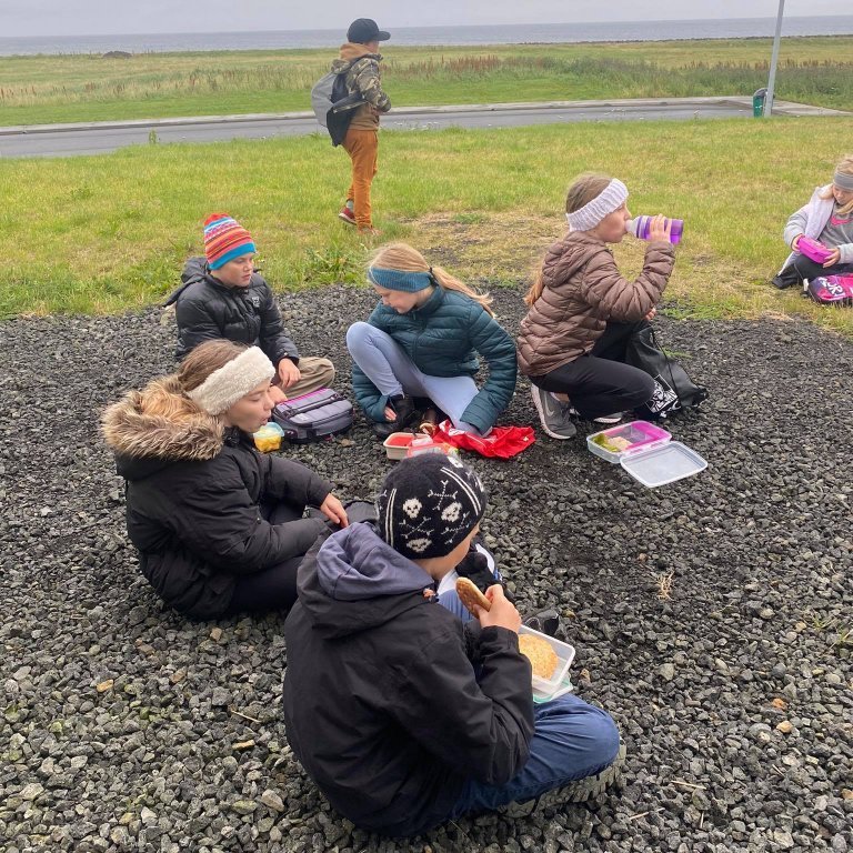 241380299_282228263287386_8690099433794661101_n