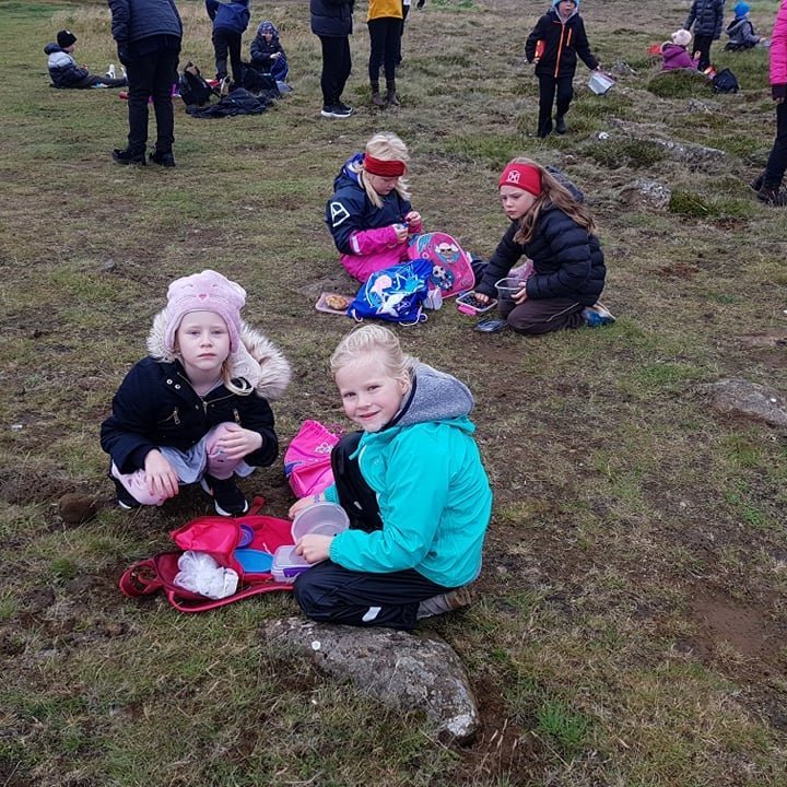 241545682_376507603971900_2478083992482887711_n