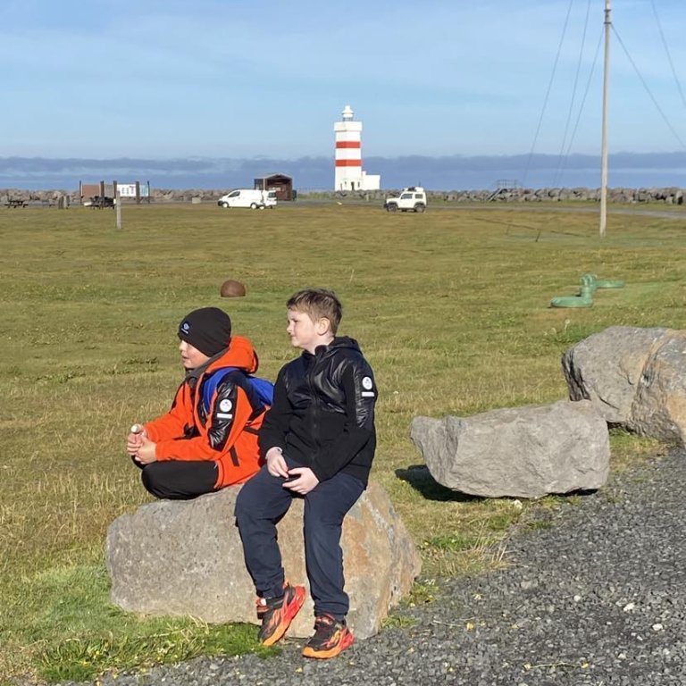 369057863_1372136400181685_2813327942293448402_n