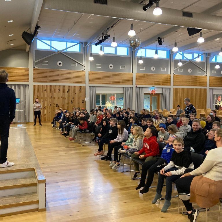 262217537_194463766217053_974229090846252838_n