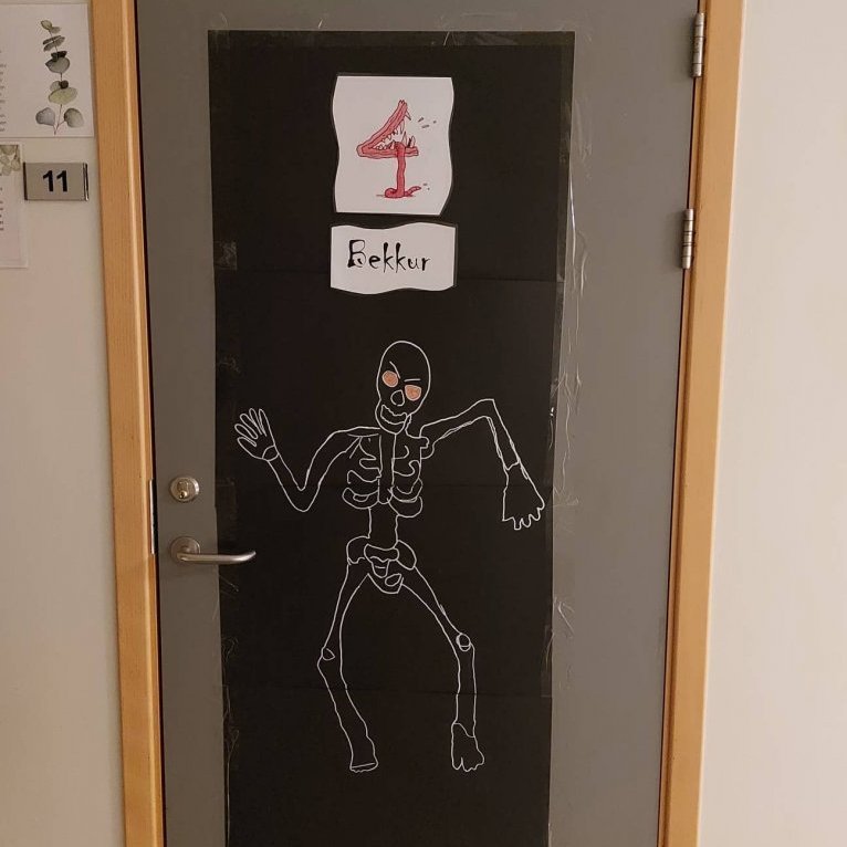 313121698_1307599693426821_7590809557260079232_n