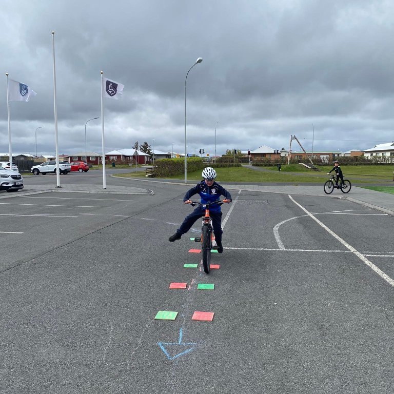 280514905_367980775182868_8033628356815119756_n