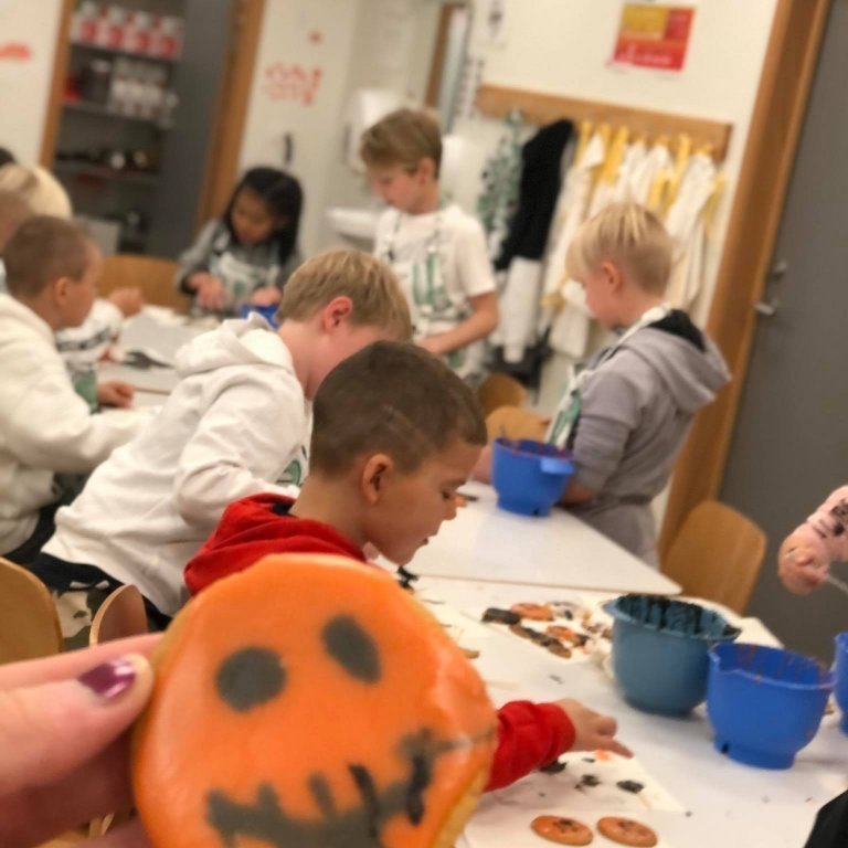 122918539_361366045130048_6889796872807651234_n