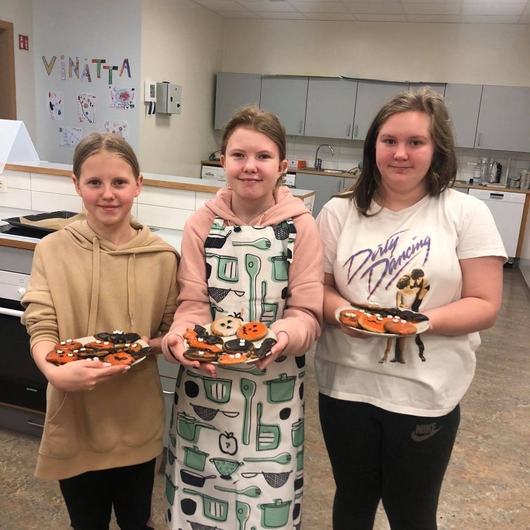 123055430_352725499293088_1349311208215382246_n