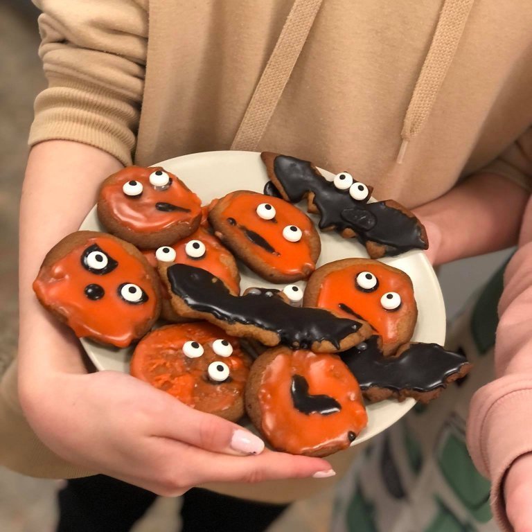 123080558_370993414237139_7624282519454241524_n