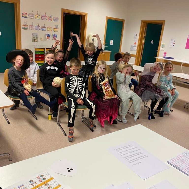 249235433_247003060735528_1993570811386240412_n