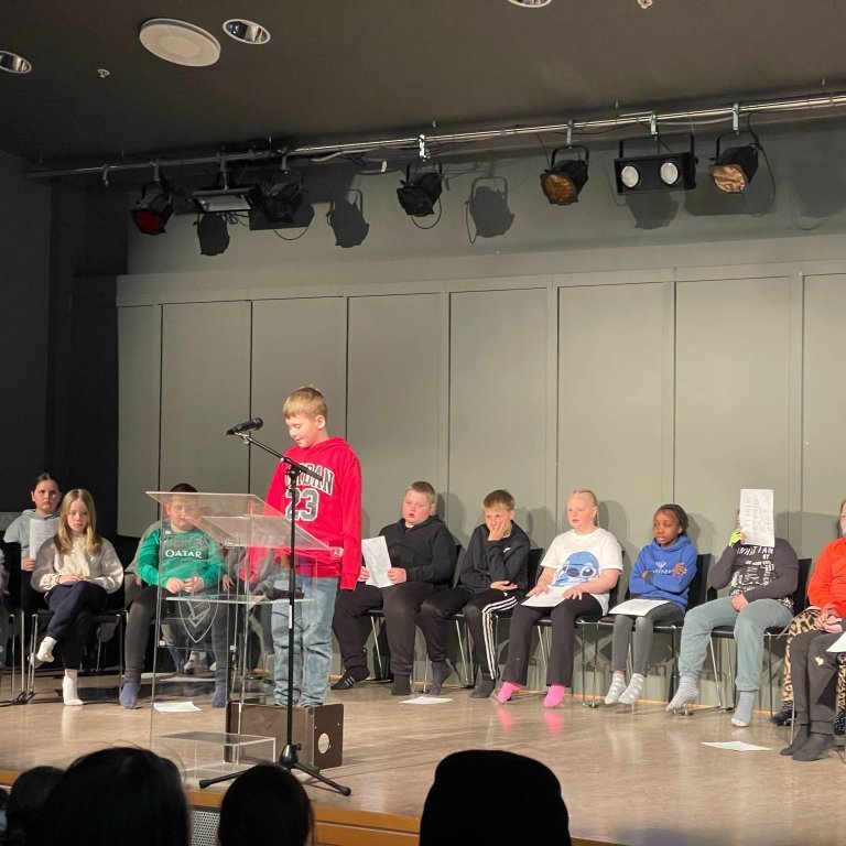 ab9d2740-9a3a-4841-9f43-17e28534cb8a