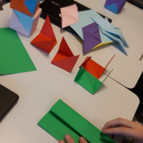 174406405_462280318378105_5888293082918279764_n