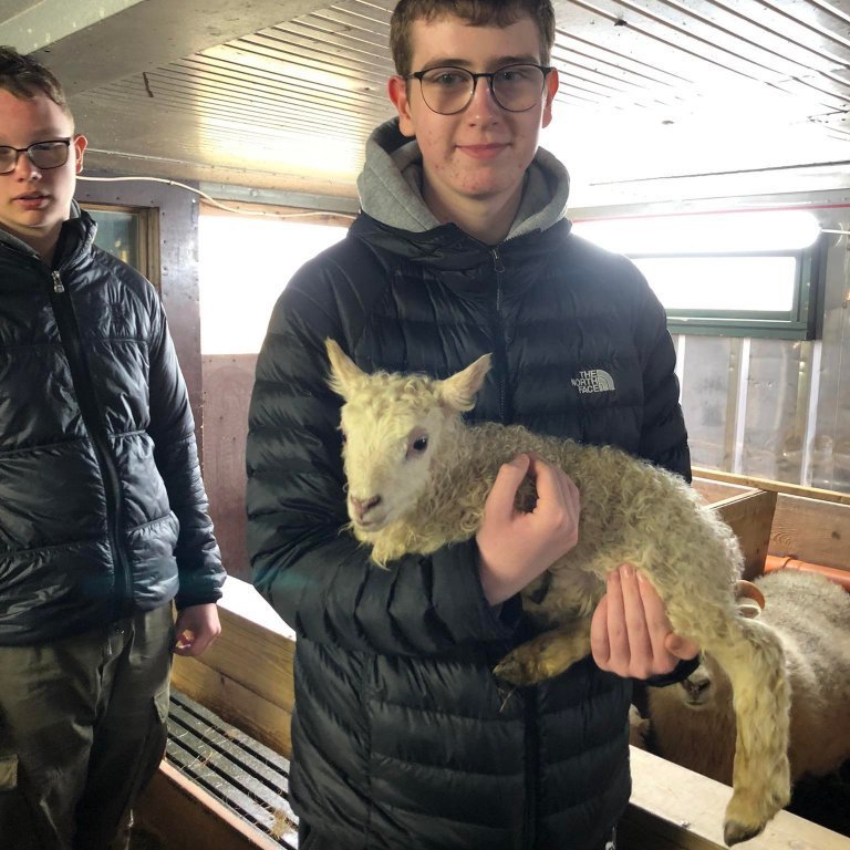 279374398_394658719191644_1185372961731006385_n