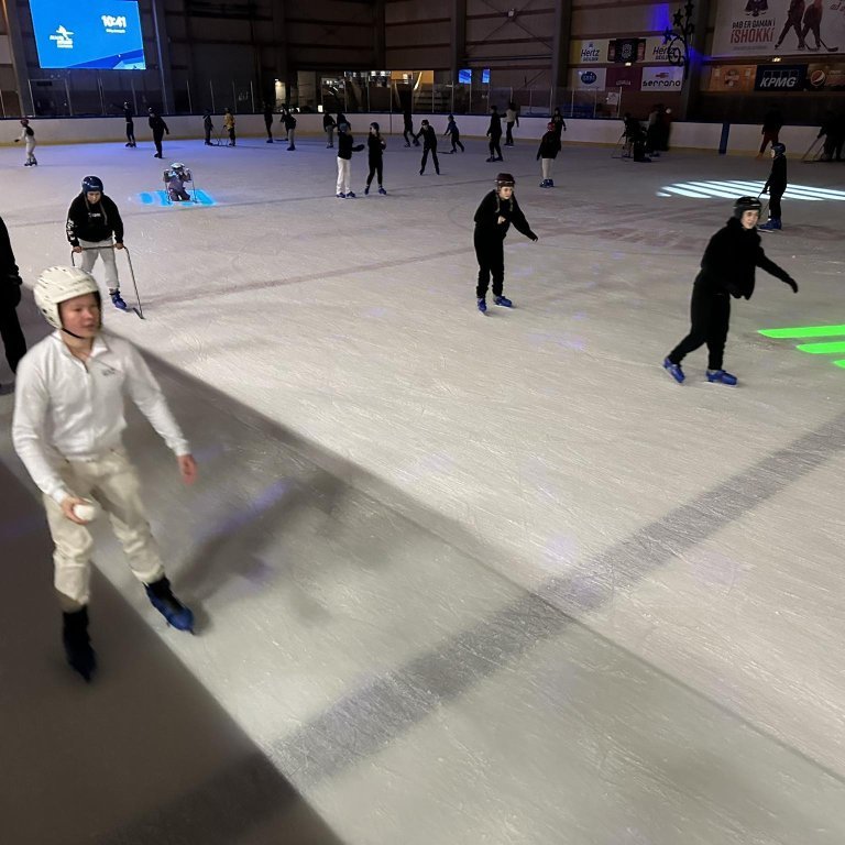 412917101_1900016913783691_587767362510543635_n