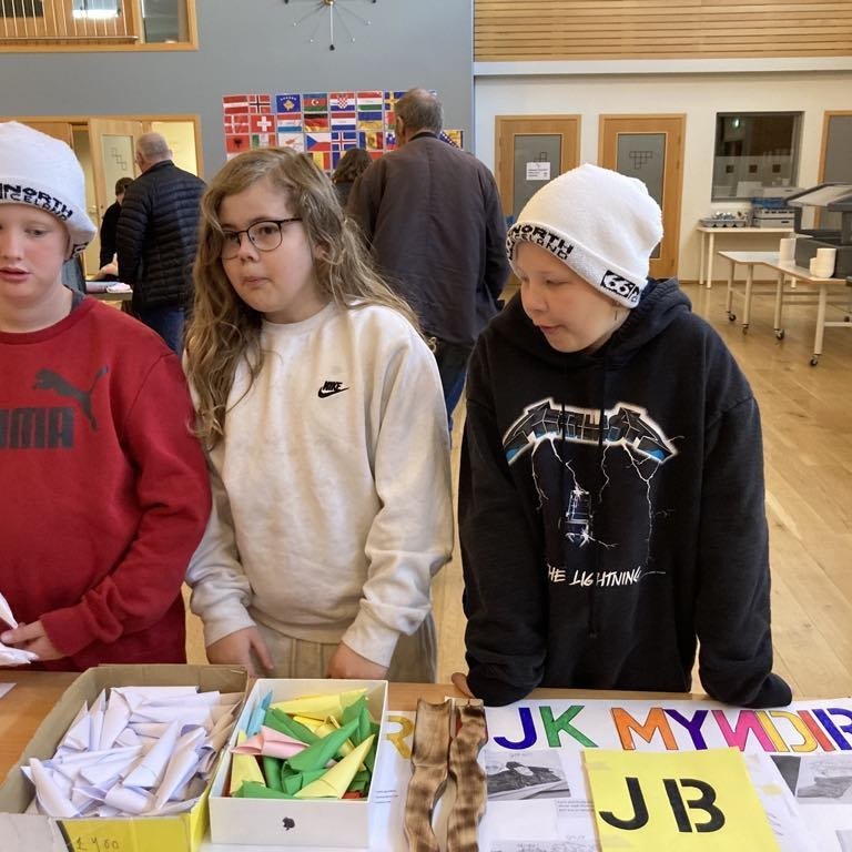 27209b06-7969-46a3-9231-87aeafd10d0b