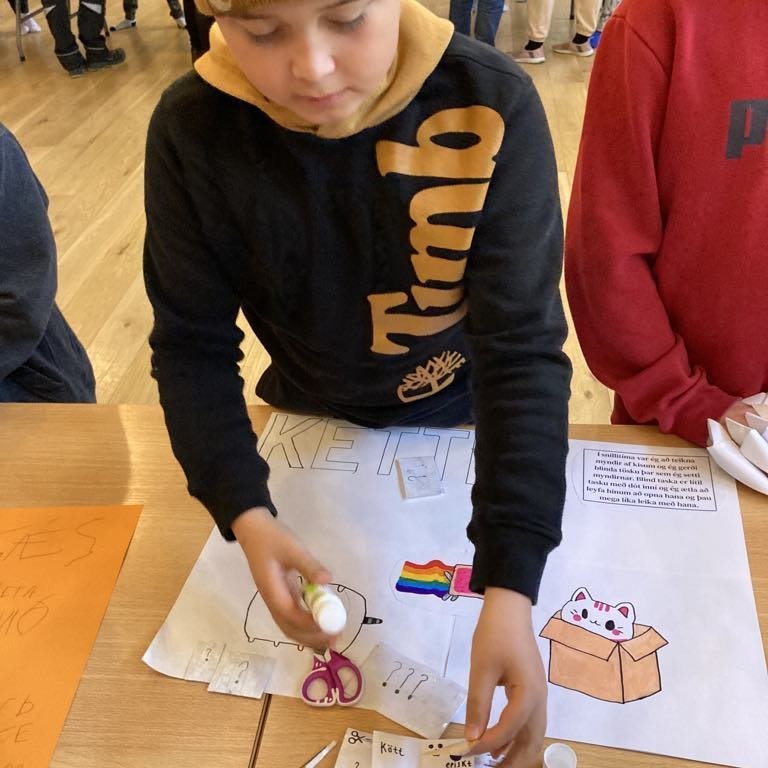 7c2dcc68-6d1a-48d5-9a55-717004bc25b0