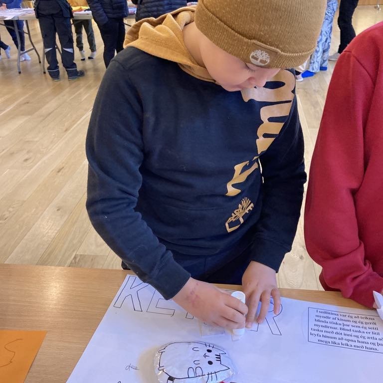 d2597af0-338b-47a8-8940-7edda43c7529