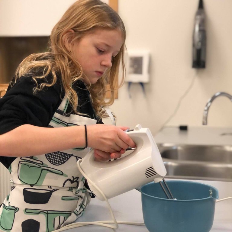 121811181_2425558097739359_7806490364880274782_n