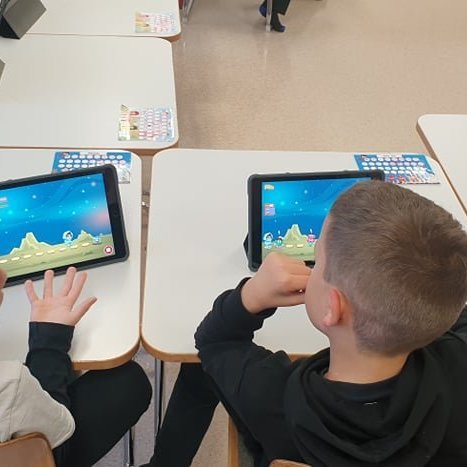 242573547_1055354515206371_5171448399028017682_n