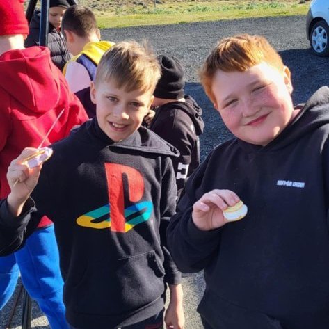 5cb79b26-35fc-49bd-a2f4-2c0e78a7ff6b