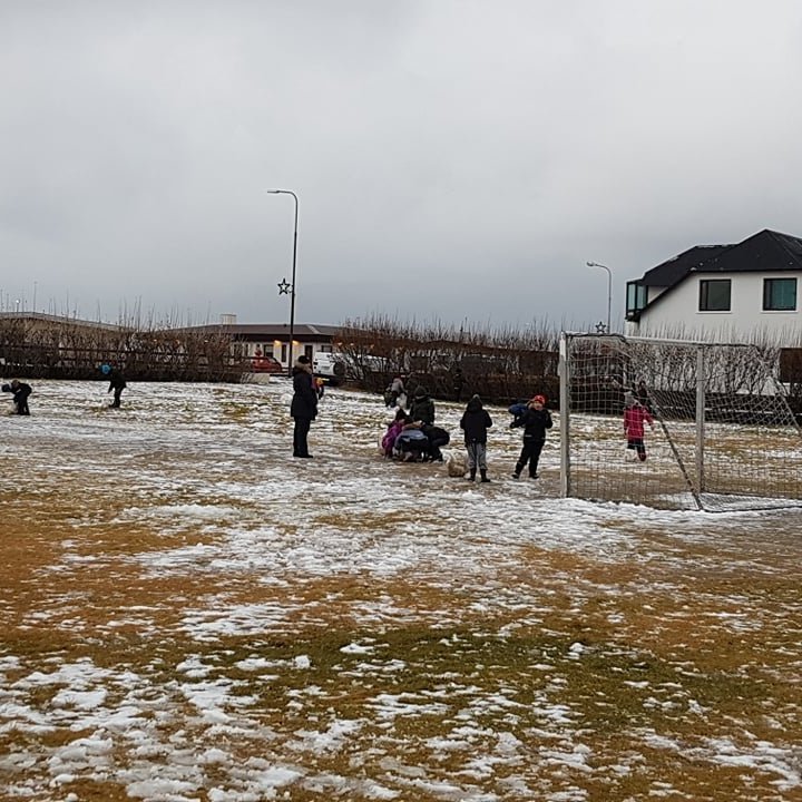 258381820_420965536373091_2045467830085665915_n