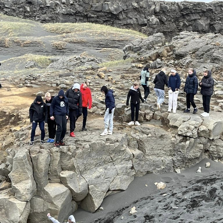 349010955_2568265466671416_1207837189367666727_n