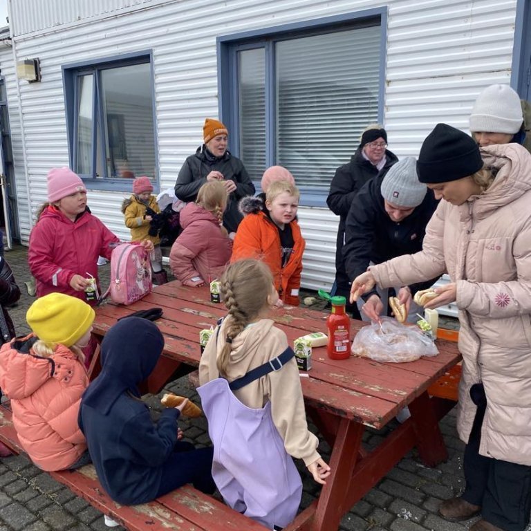 349390059_1300655510661023_4485978512310152657_n