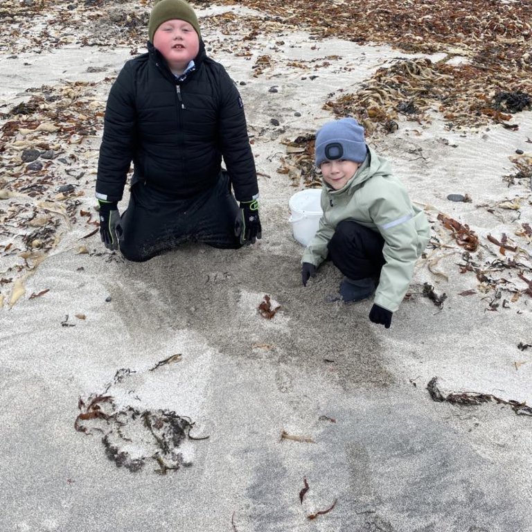 350362355_953085712674292_8232716889635477193_n