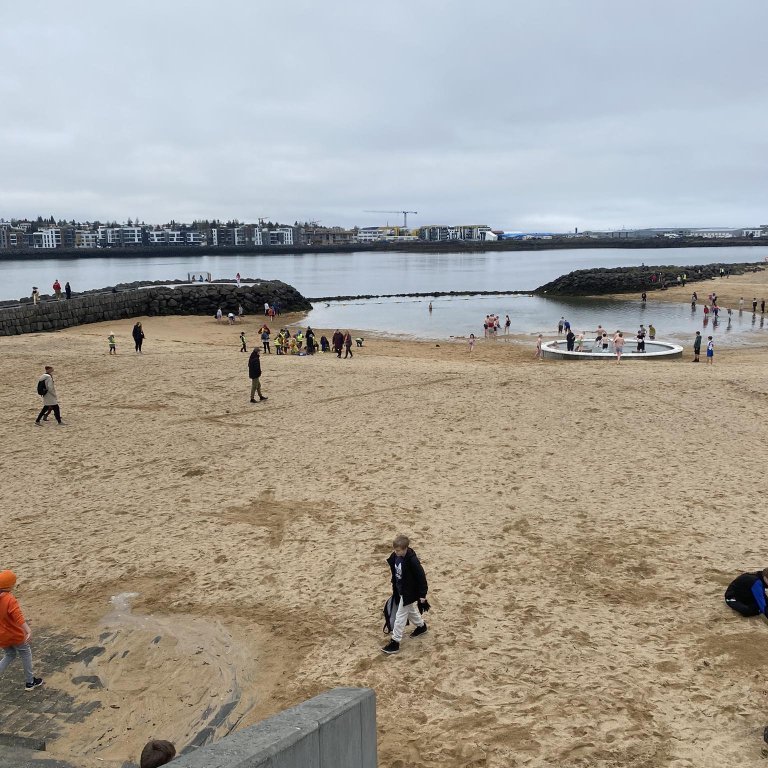 350847474_214249844810524_6405230004911693221_n