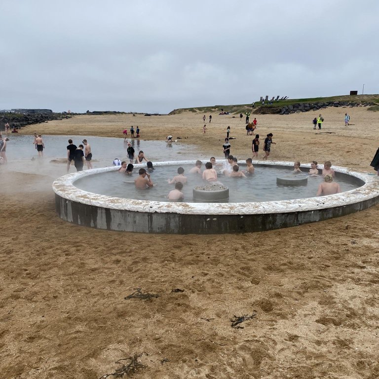 350863369_572596041667875_1460740064281957476_n