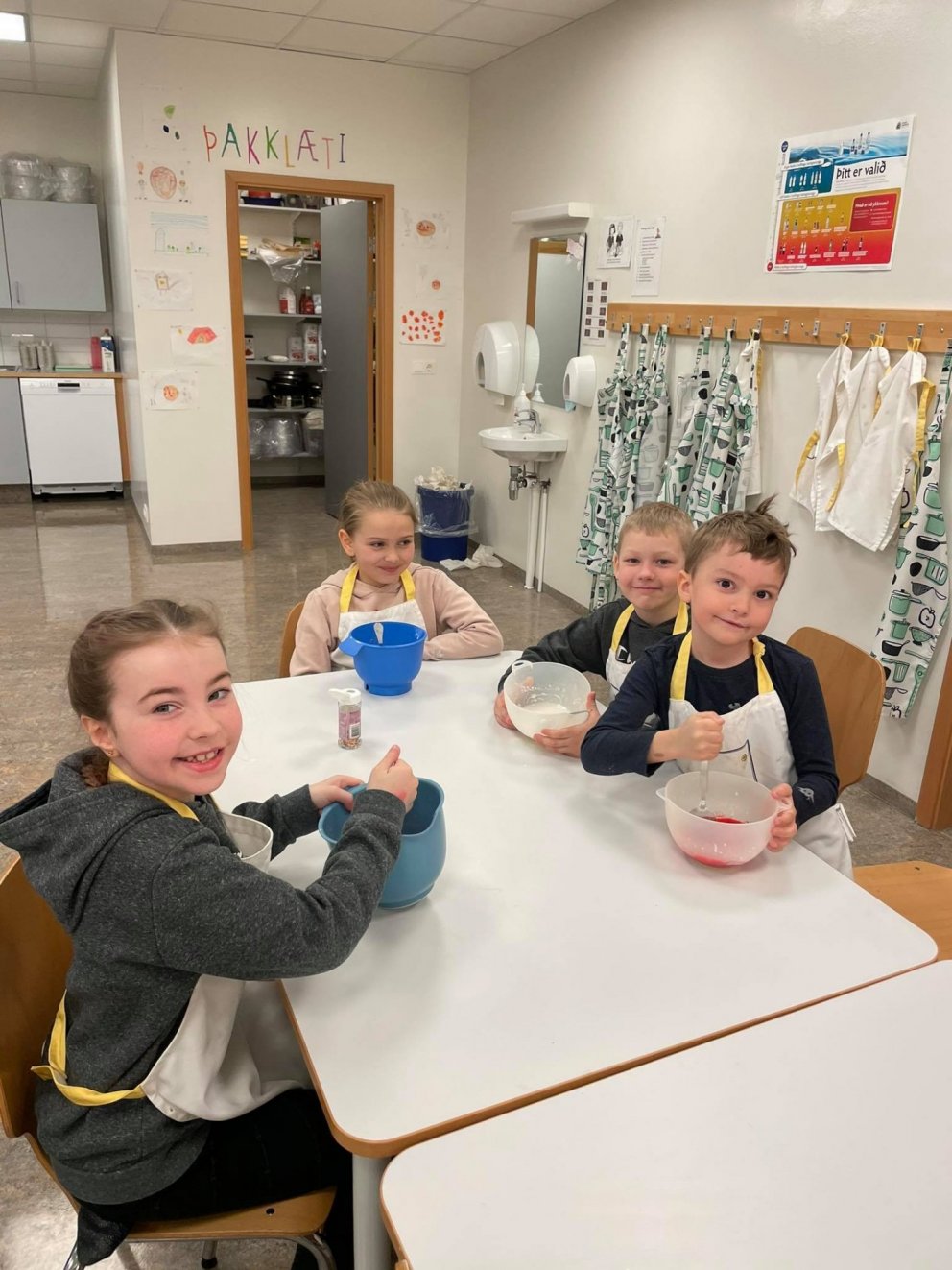 2.bekkur bakar vanilluköku