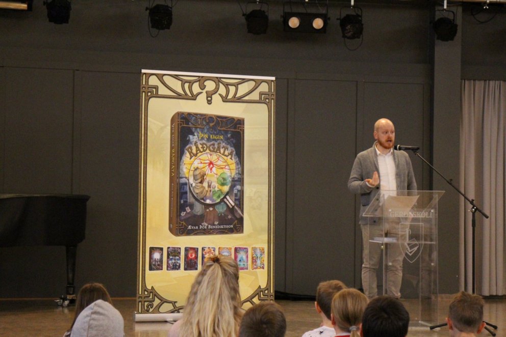 Ævar vísindamaður í heimsókn