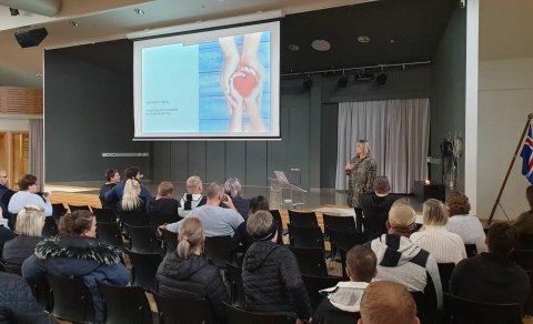 Kærar þakkir foreldrar/forráðamenn.