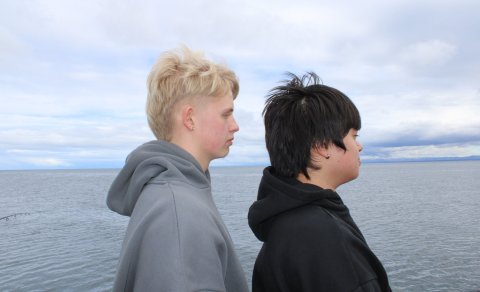 Nemendur í ljósmyndavali heimsóttu nemendur í veiðivali.